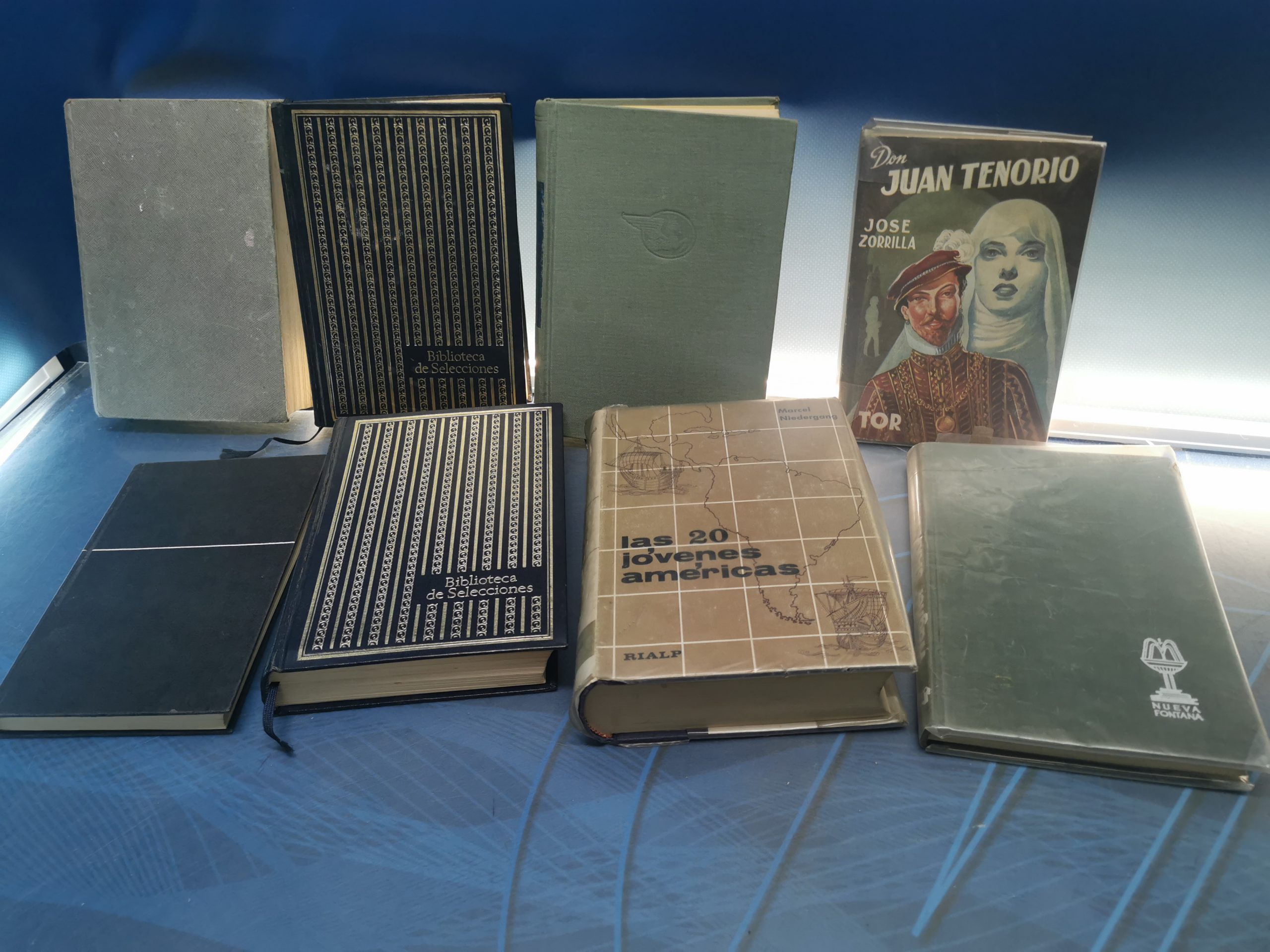 lote de 8 libros, 14 novelas, SELECCIONES DEL READER DIGEST Y MAS