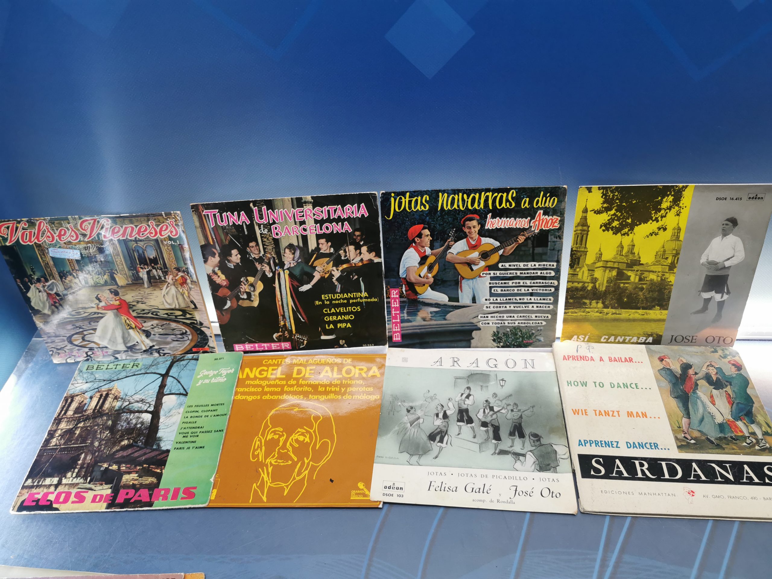 IMG_20230411_101821 Lote 8 eps, vinilos, discos 7", SARDANAS, JOTAS, buen estado - Imagen 1