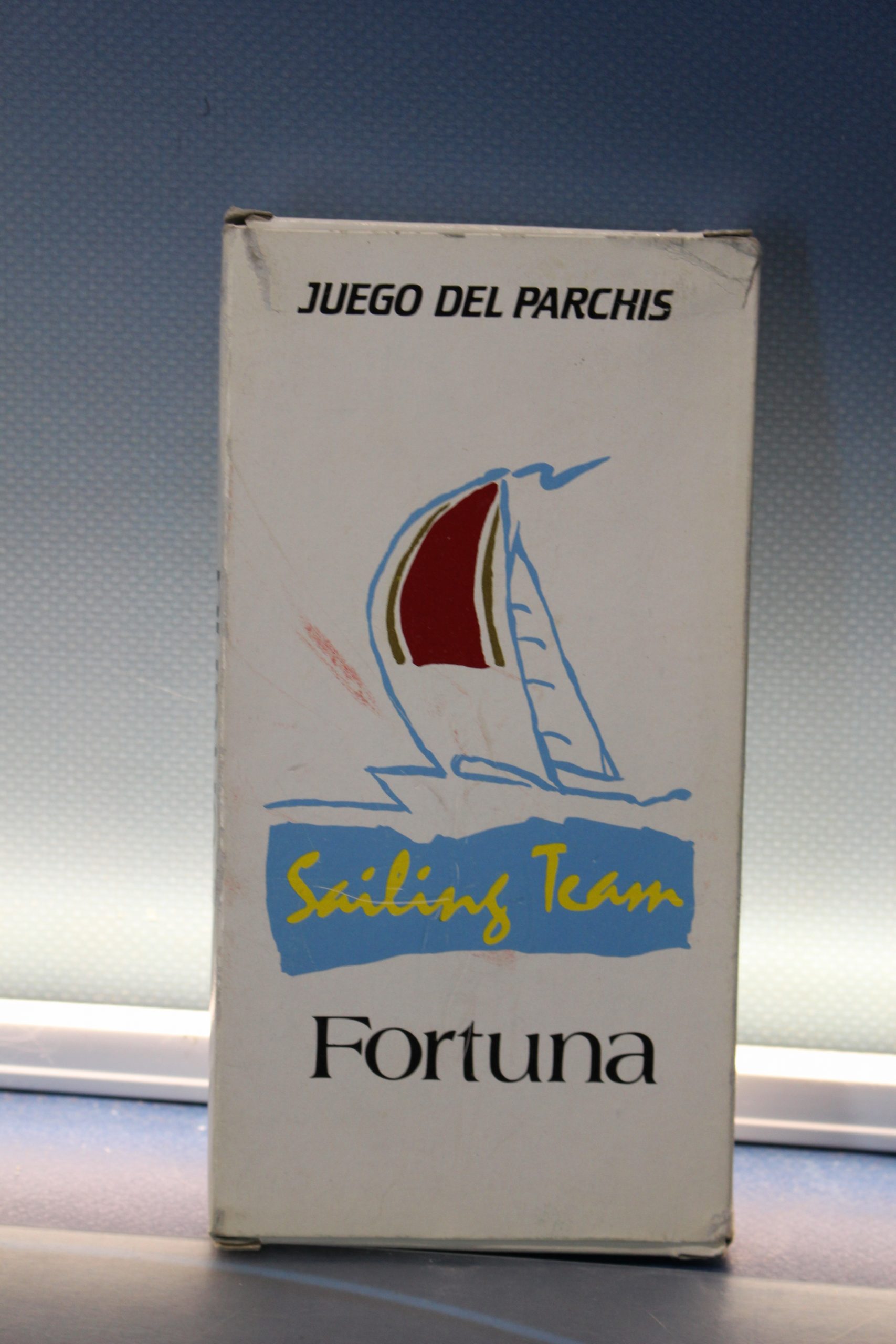 Juego del Parchís. Publicidad de tabaco: Fortuna.