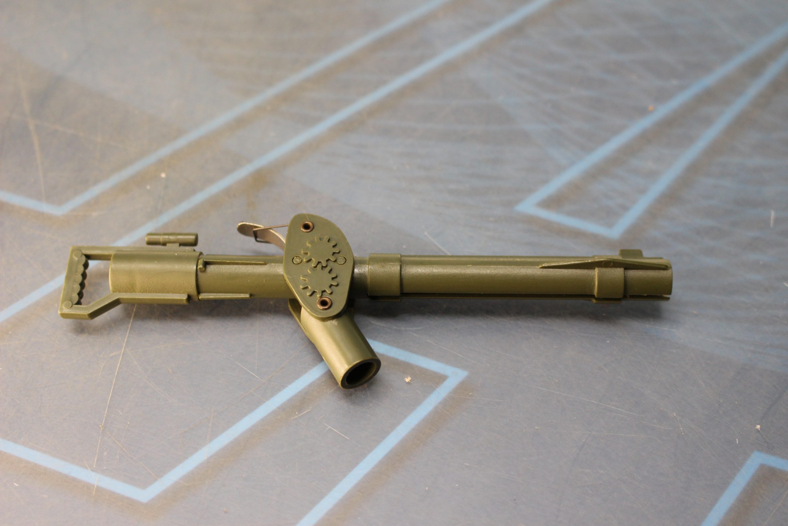 Geyperman ref 7304. Lanza garfios, bazoka