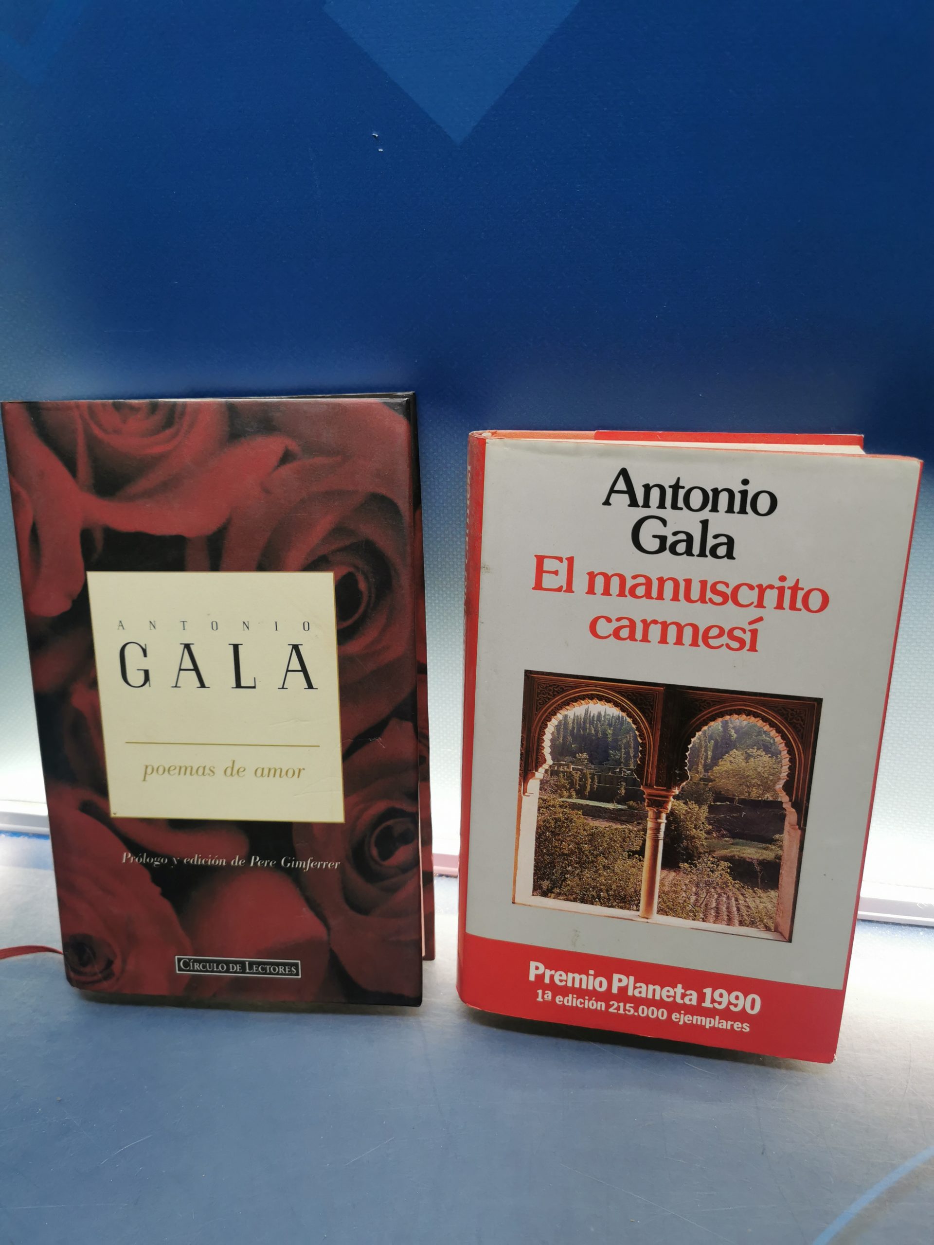 IMG_20240103_111426 Dos libros de Antonio Gala ,poemas de amor y el manuscrito carmesí - Imagen 1