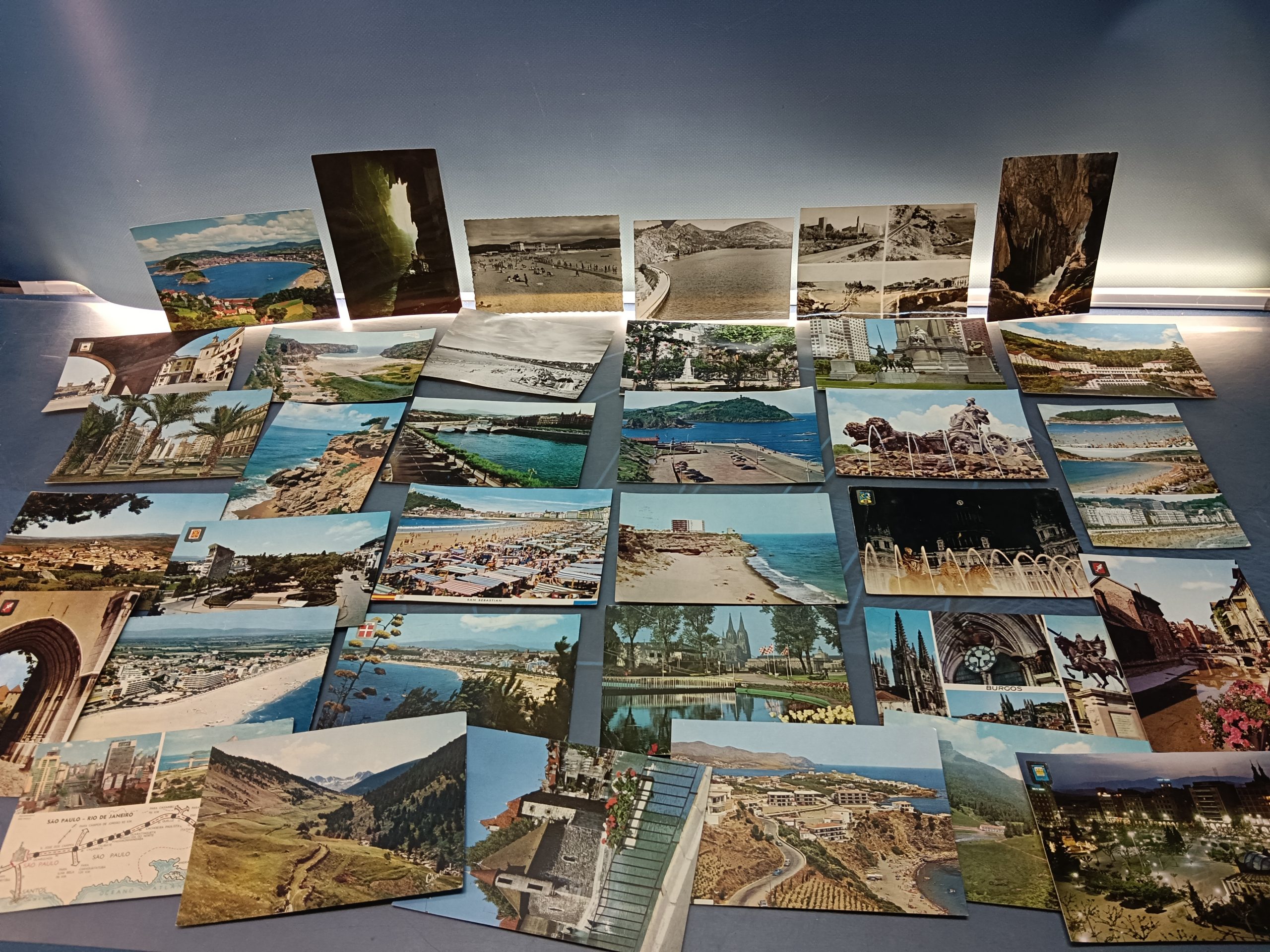 35 postales variadas, coleccionismo papel