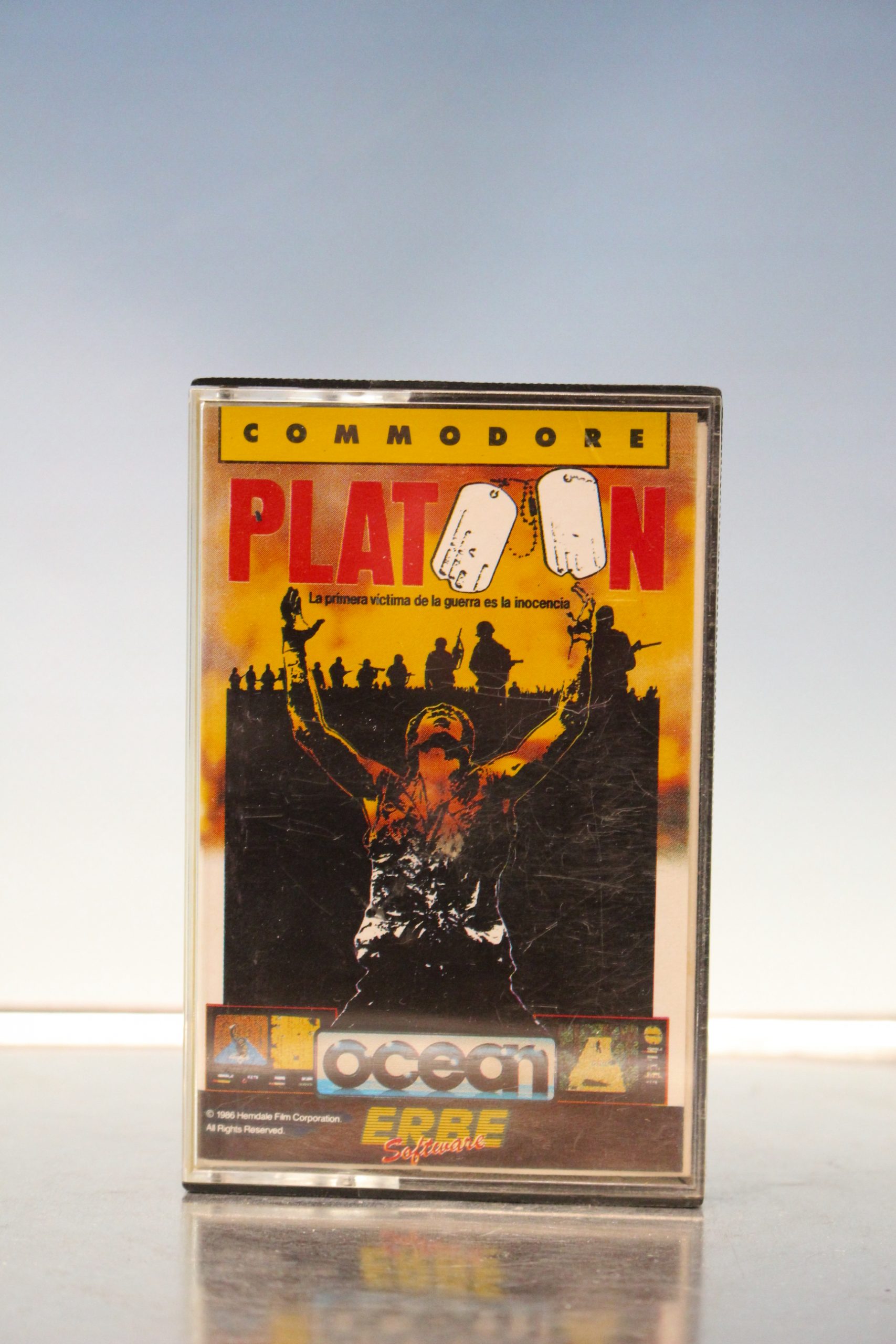 Commodore. Juego Platoon. Erbe, 1986.