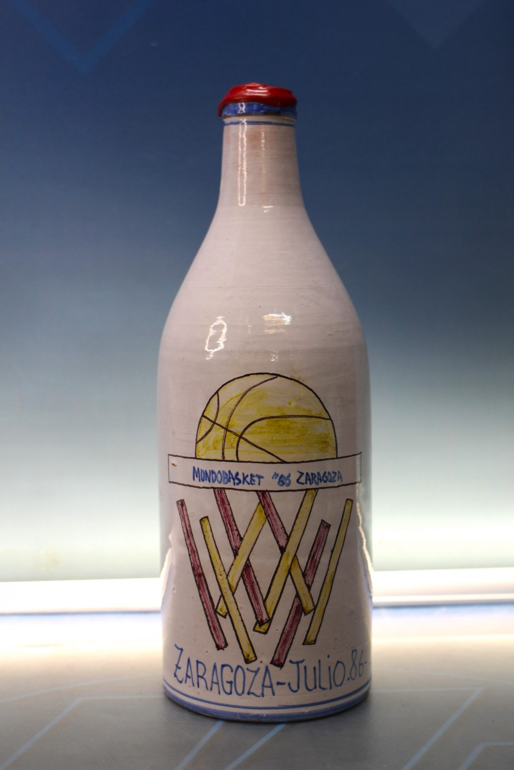 Botella Conmemorativa Mundobasket 86. Zaragoza.