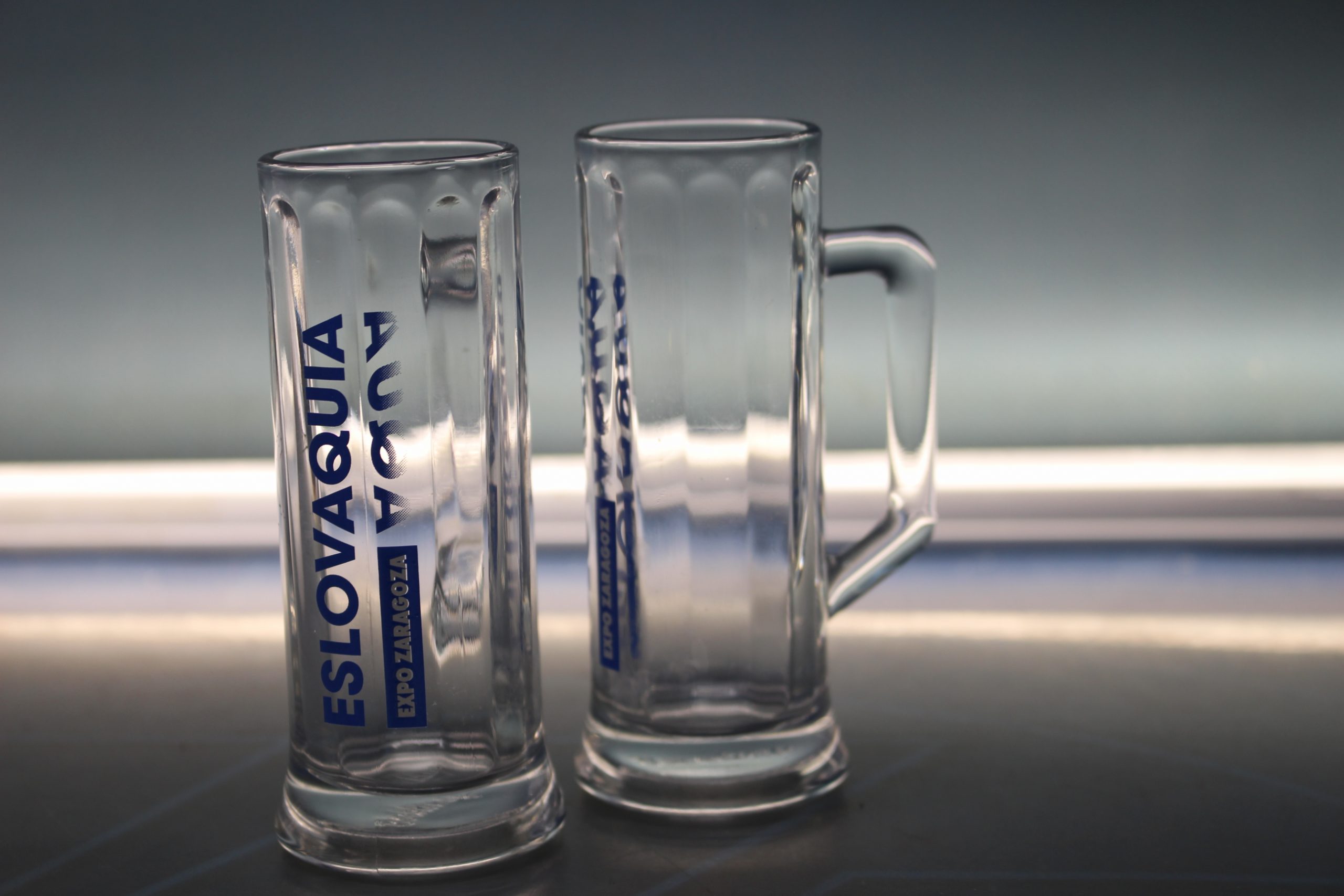 IMG_4181 Expo Zaragoza Eslovaquia Aqua. Pareja de jarras chupito. - Imagen 1