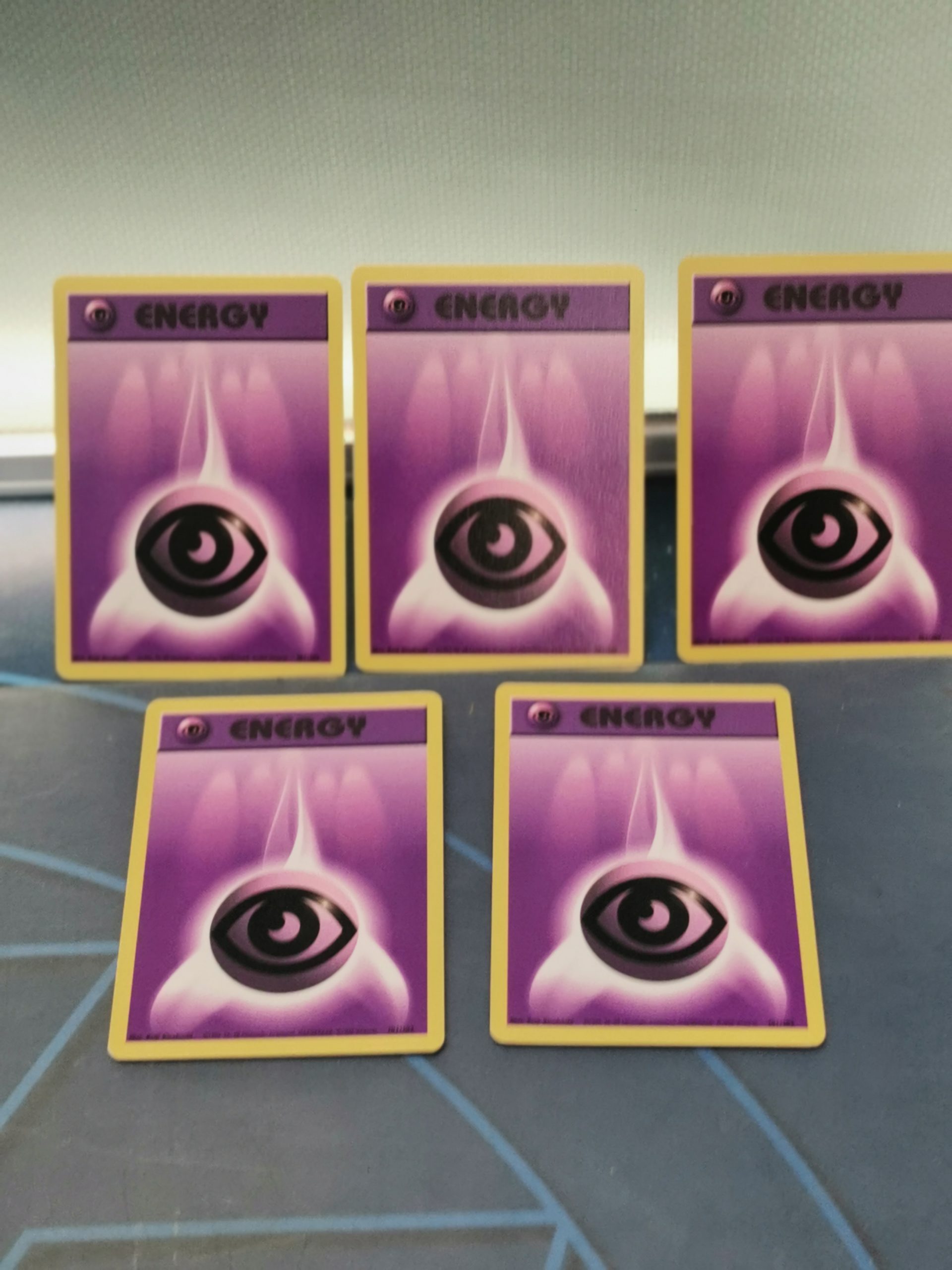 5 cartas POKEMON, Energía Psíquica (BS 101)