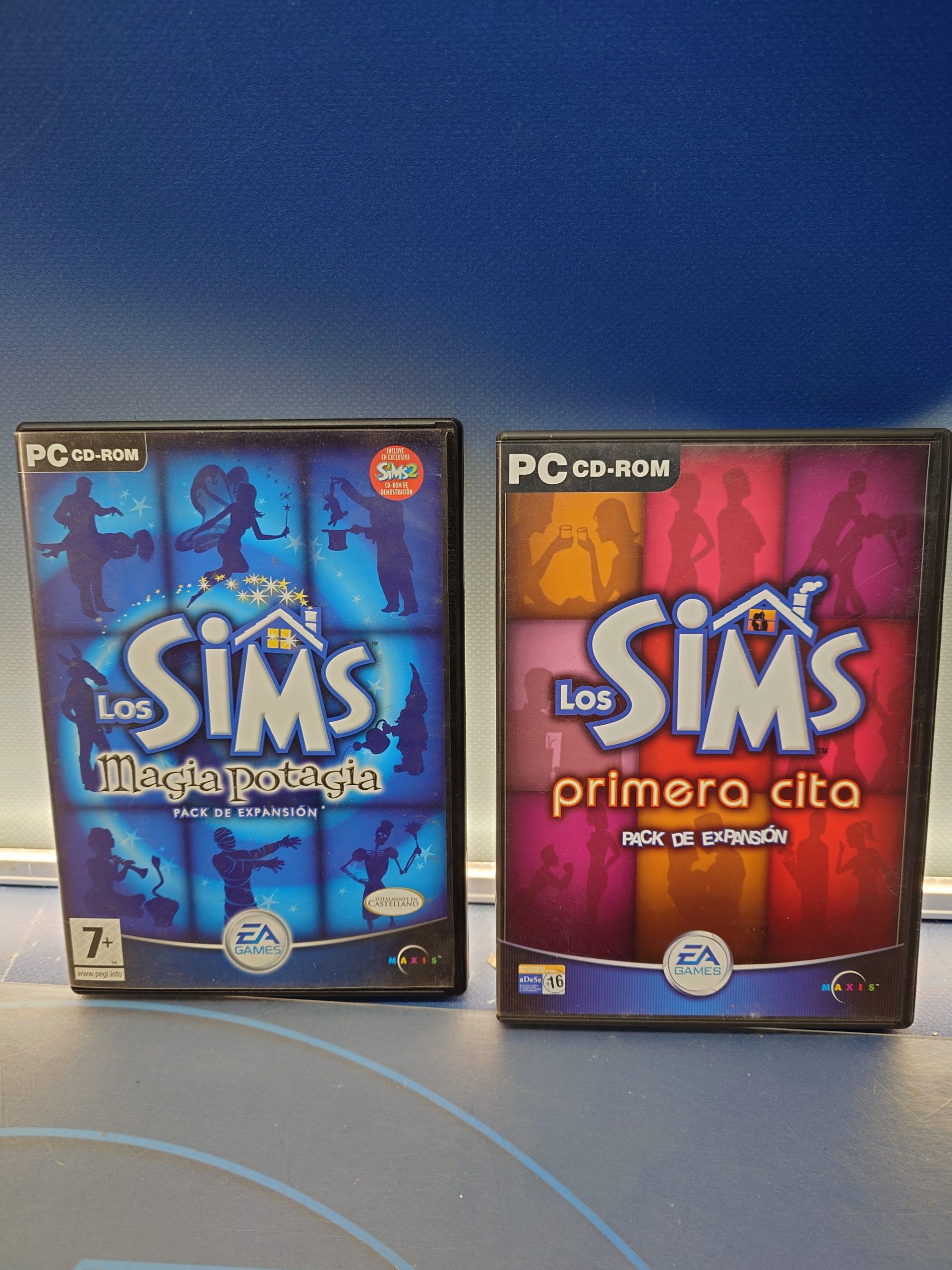 2 videojuegos PC DVD-ROM , LOS SIMS magia potagia y Primera cita