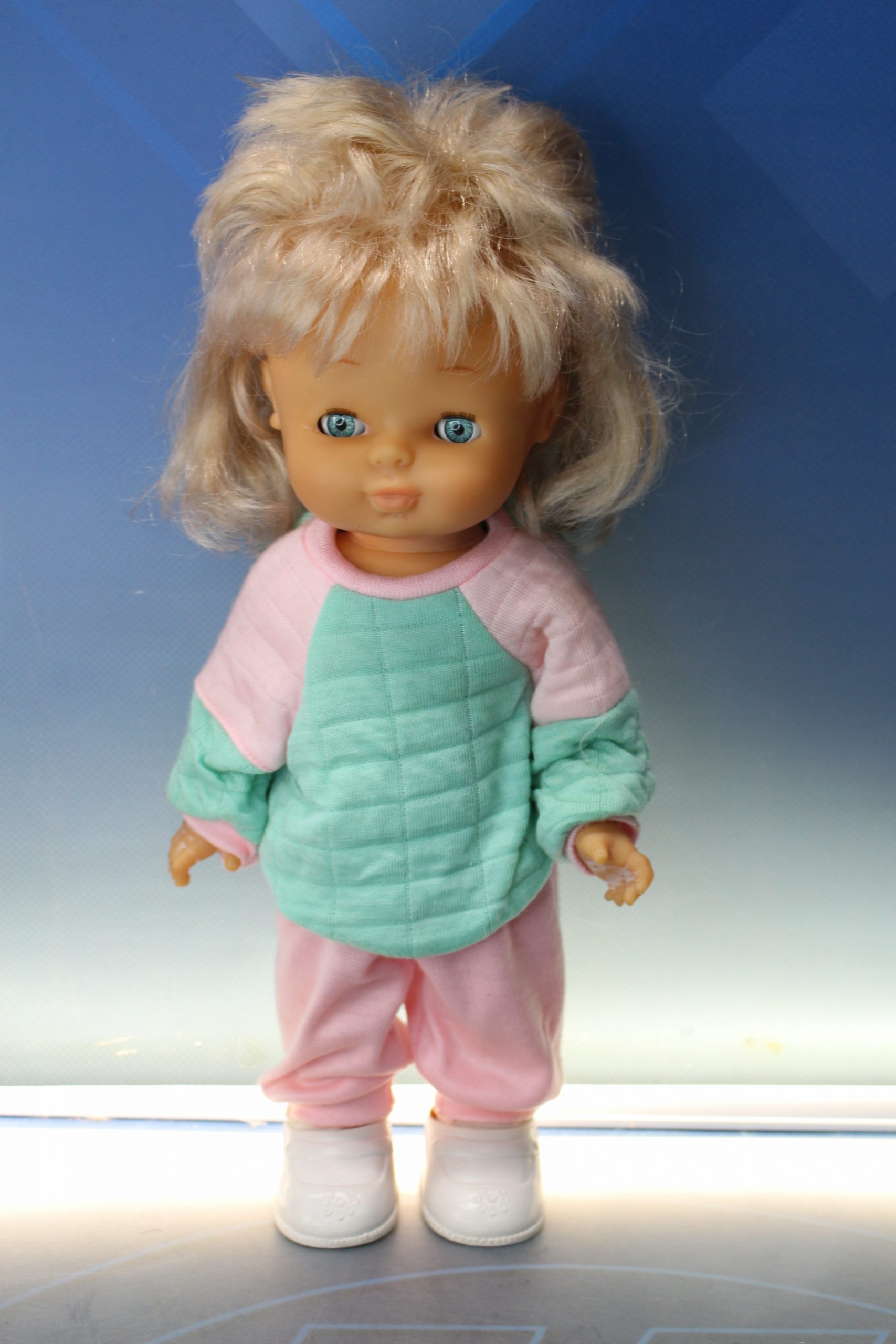 Muñeca Nury Sport con Retoño de Famosa años 70.