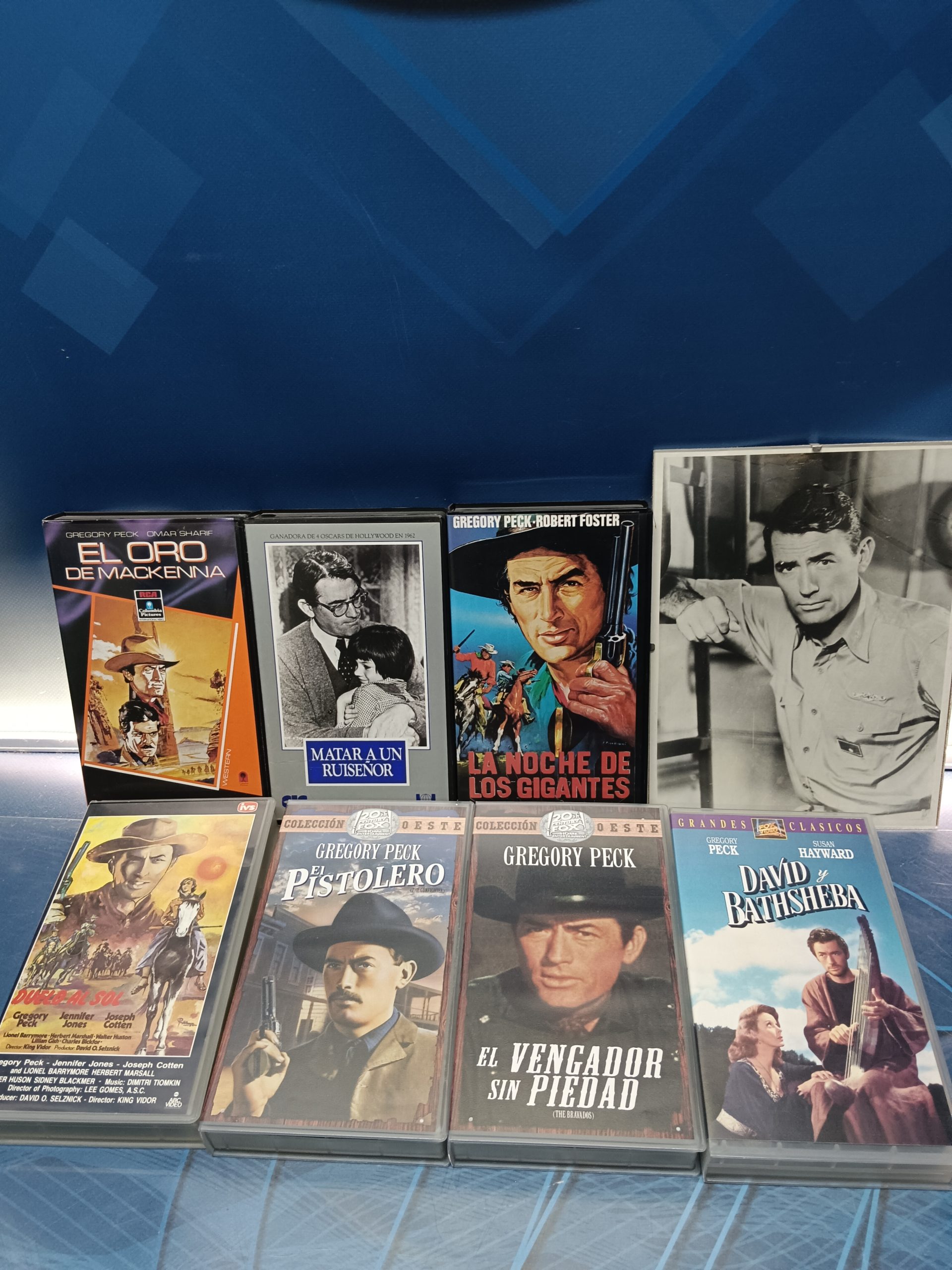 7 vhs, Peliculas de Gregory Peck + foto del actor enmarcada