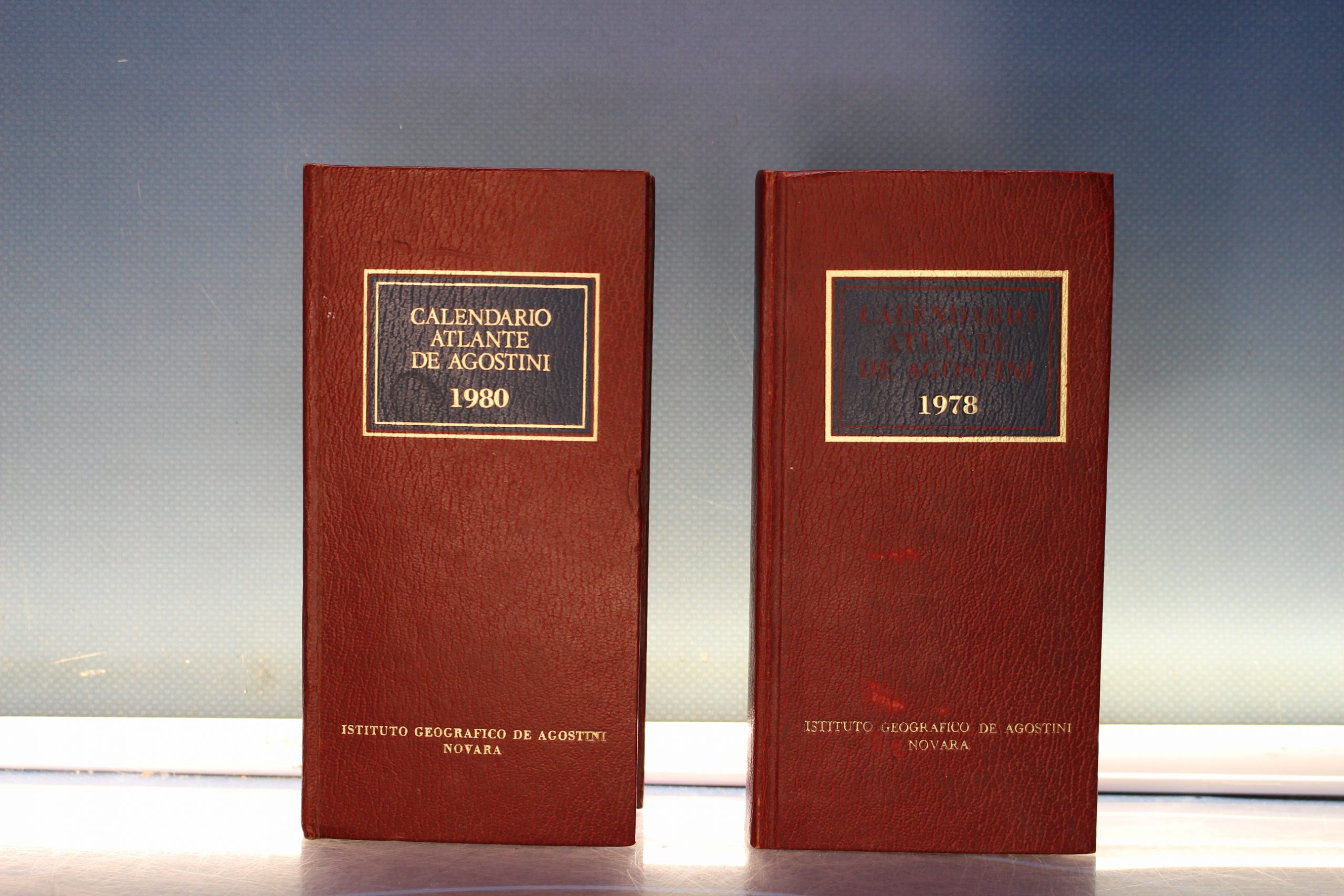 2 Libros. Calendario Atlante de Agostini 1978 + 1980.