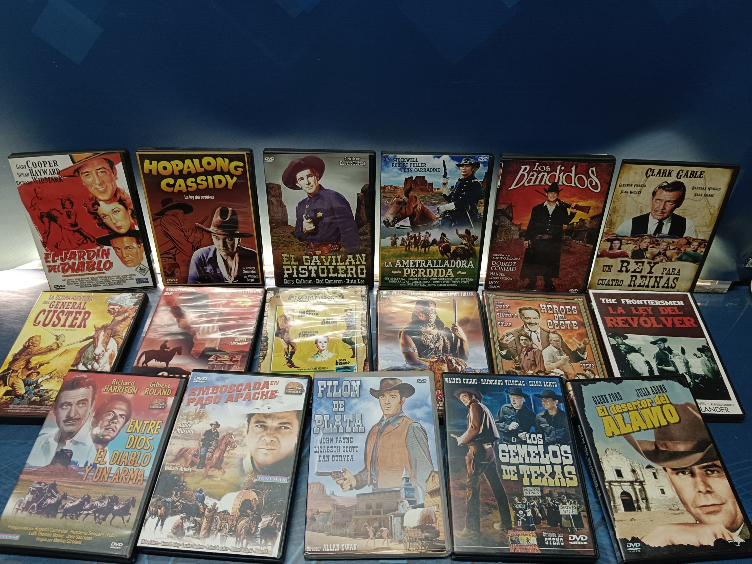 IMG_20250205_164448 Lote 17 DvDs, películas, westerns , clásicas - Imagen 1