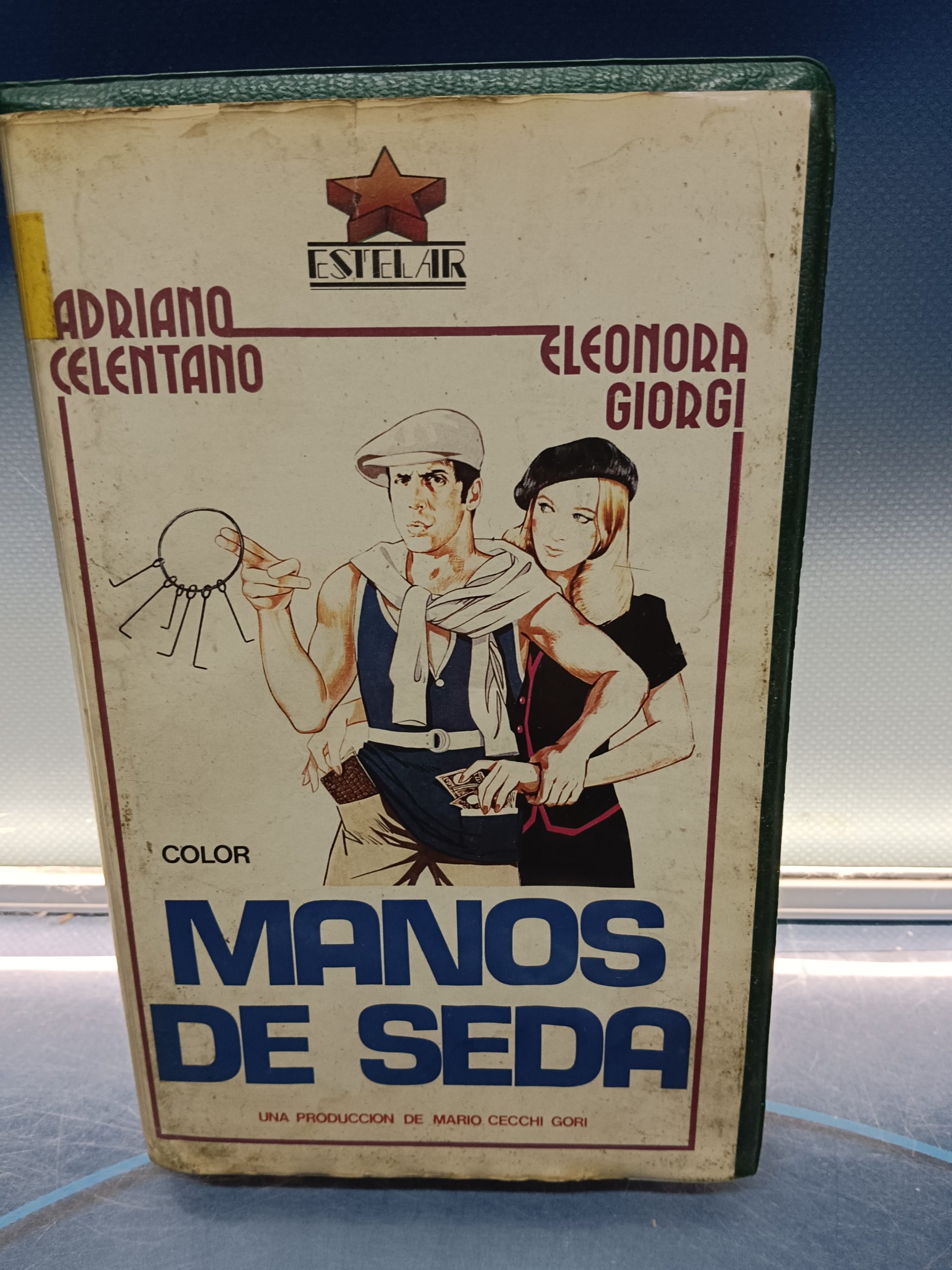 IMG_20250218_093614 Pelicula de video BETA , MANOS DE SEDA - ADRIANO CELENTANO - Imagen 1