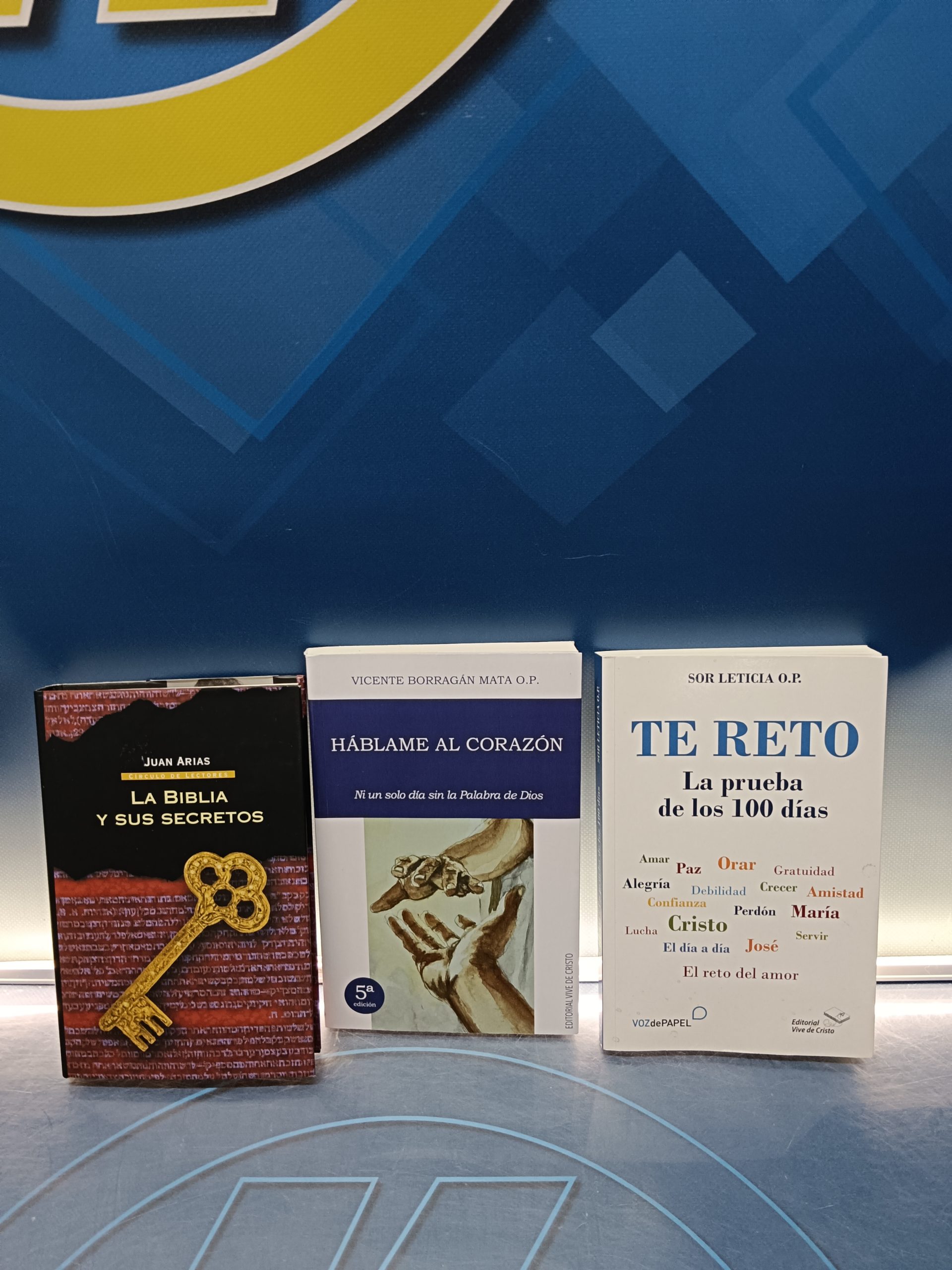 IMG_20250224_165409 3 libros, Te reto, Háblame al corazón, La biblia y sus secretos - Imagen 1