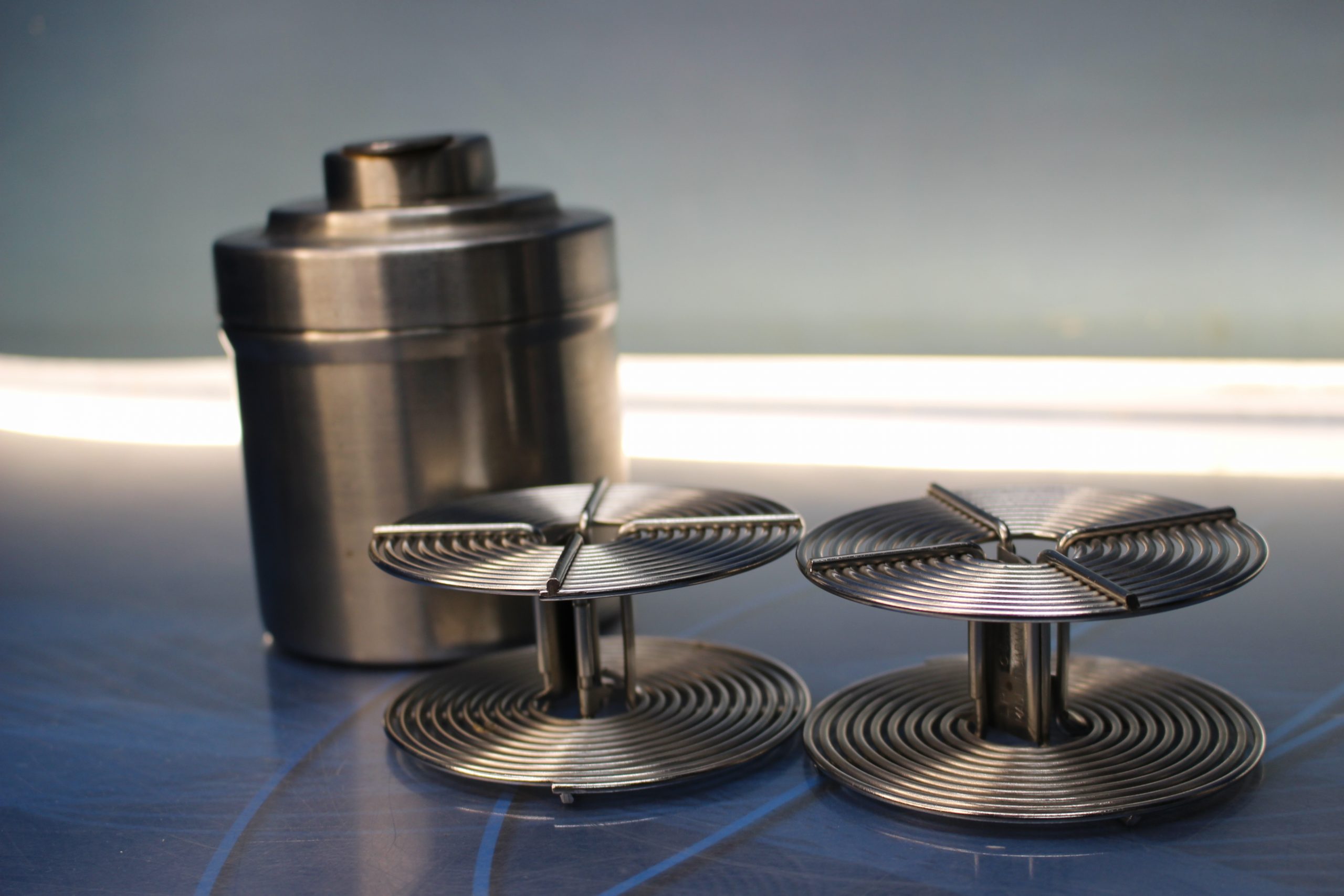 Tanque revelado fotográfico metálico. LPL CO, LTD, Japón. Años 70.