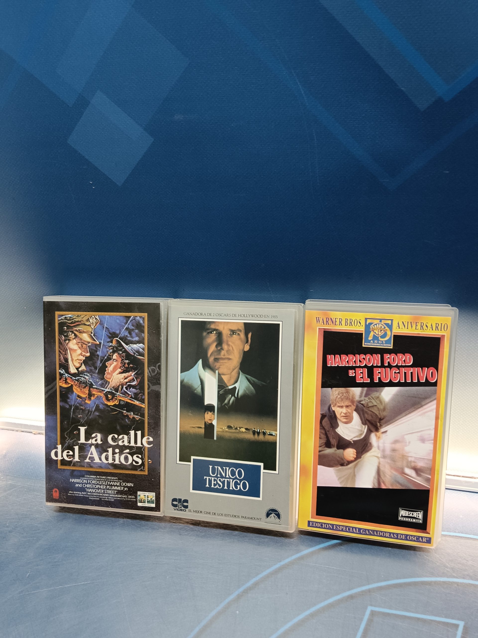 IMG_20250401_235934 PELÍCULAS VHS , 3 películas especial Harrison Ford-El fugitivo, La calle del adiós, Único testigo - Imagen 1