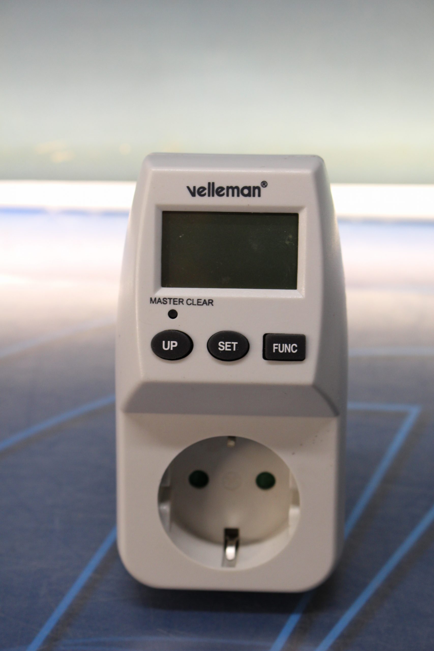 IMG_8062 Velleman Master Clear NETBPEM5 . Contador de energía - Imagen 1