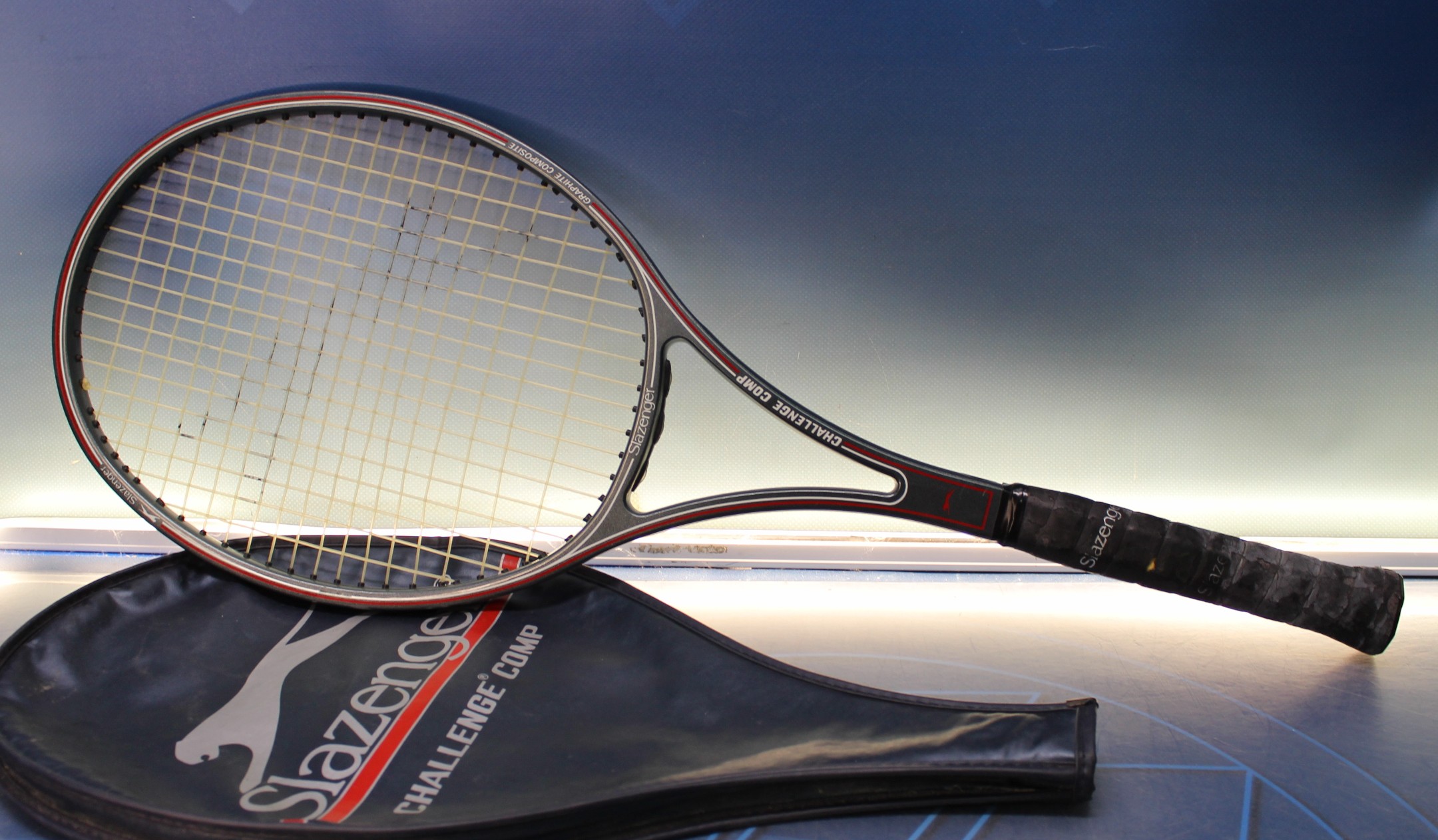 IMG_0521 Raqueta de tenis Slazenger. Con funda. - Imagen 1