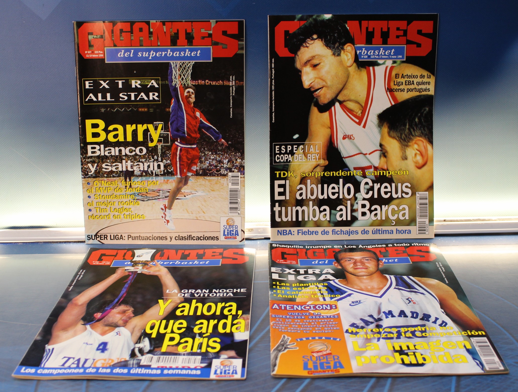 IMG_2061 Revistas Baloncesto: Gigantes del Basket nº 537, 539, 542 y 566. 1996. - Imagen 1