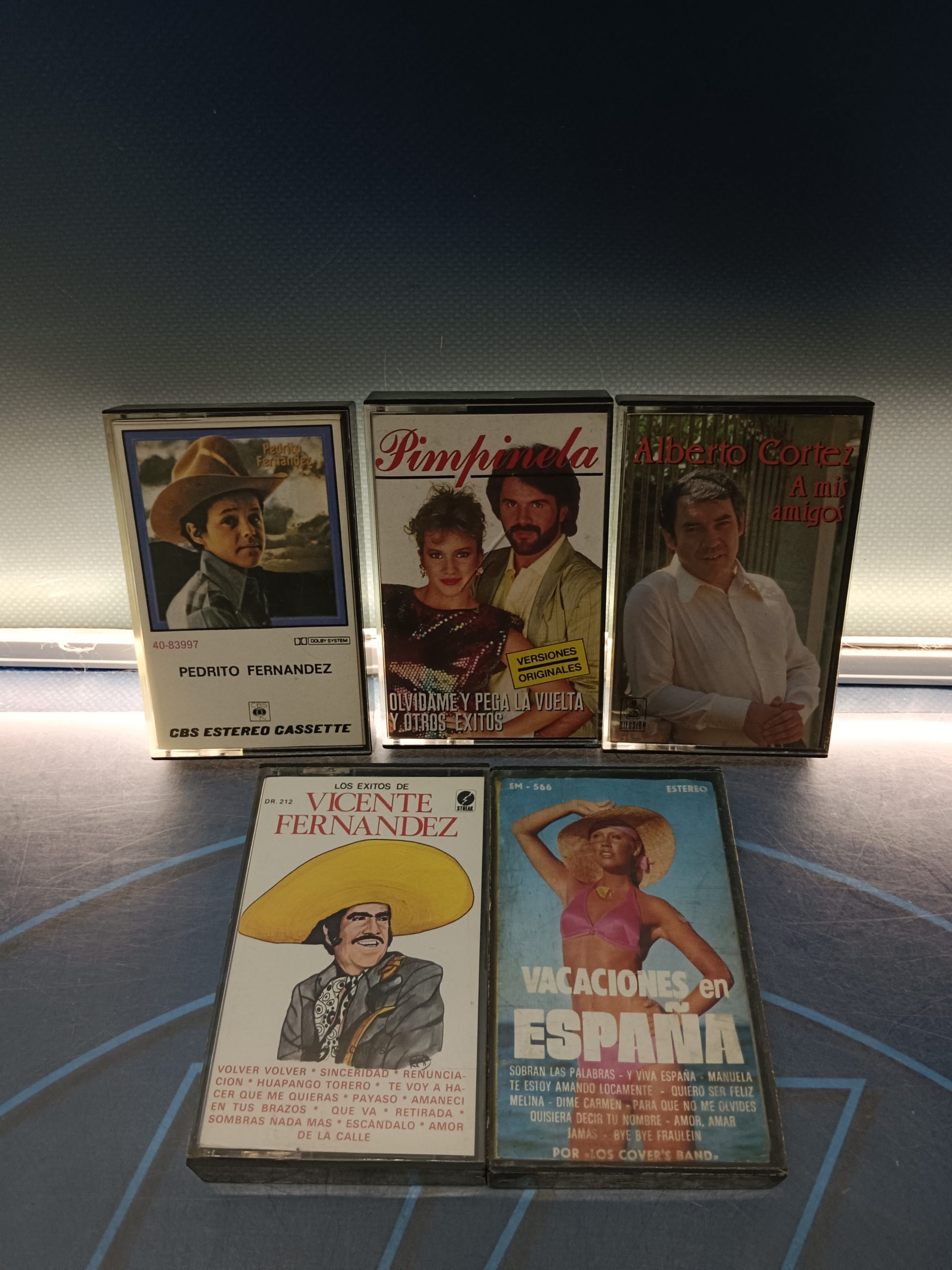 5 Casetes Cassettes , lote variado