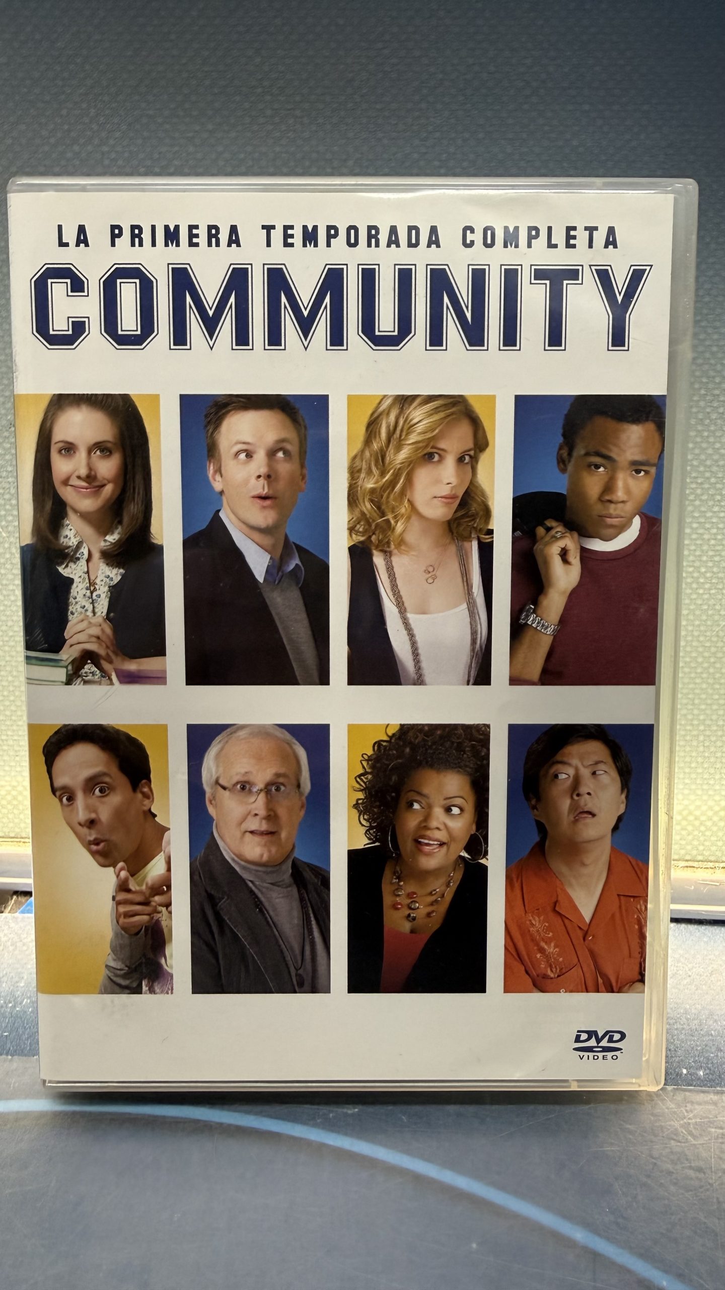 Image_20251125_101449_599 Community Primera temporada completa, 4 DVD's - Imagen 1