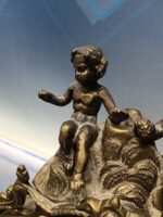 reloj sobremesa bronce, con angeles ( e faltan las alas), no funciona 40x37x17 cm - Imagen 2