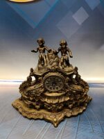 reloj sobremesa bronce, con angeles ( e faltan las alas), no funciona 40x37x17 cm - Imagen 5