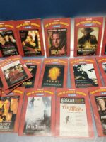 55 dvds accion y suspense, grandes exitos, caja de cartón - Imagen 3
