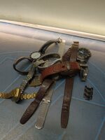 Lote 9 relojes, correa de metal o piel, para piezas, observa las marcas , PARA PIEZAS - Imagen 3