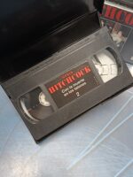 3 películas VHS, HITCHCOCK, Psicosis, con la muerte en los talones, La ventana indiscreta - Imagen 3