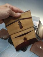 Lote de carteras y monederos y correas y bolsos de piel vintage - Imagen 4