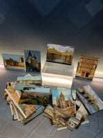 mas de 70 POSTALES , España y mas