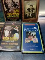 6 cintas VHS, películas clásicas, El hombre tranquilo, Las cuatro plumas, Casablanca, Arsénico por compasión y mas - Imagen 4