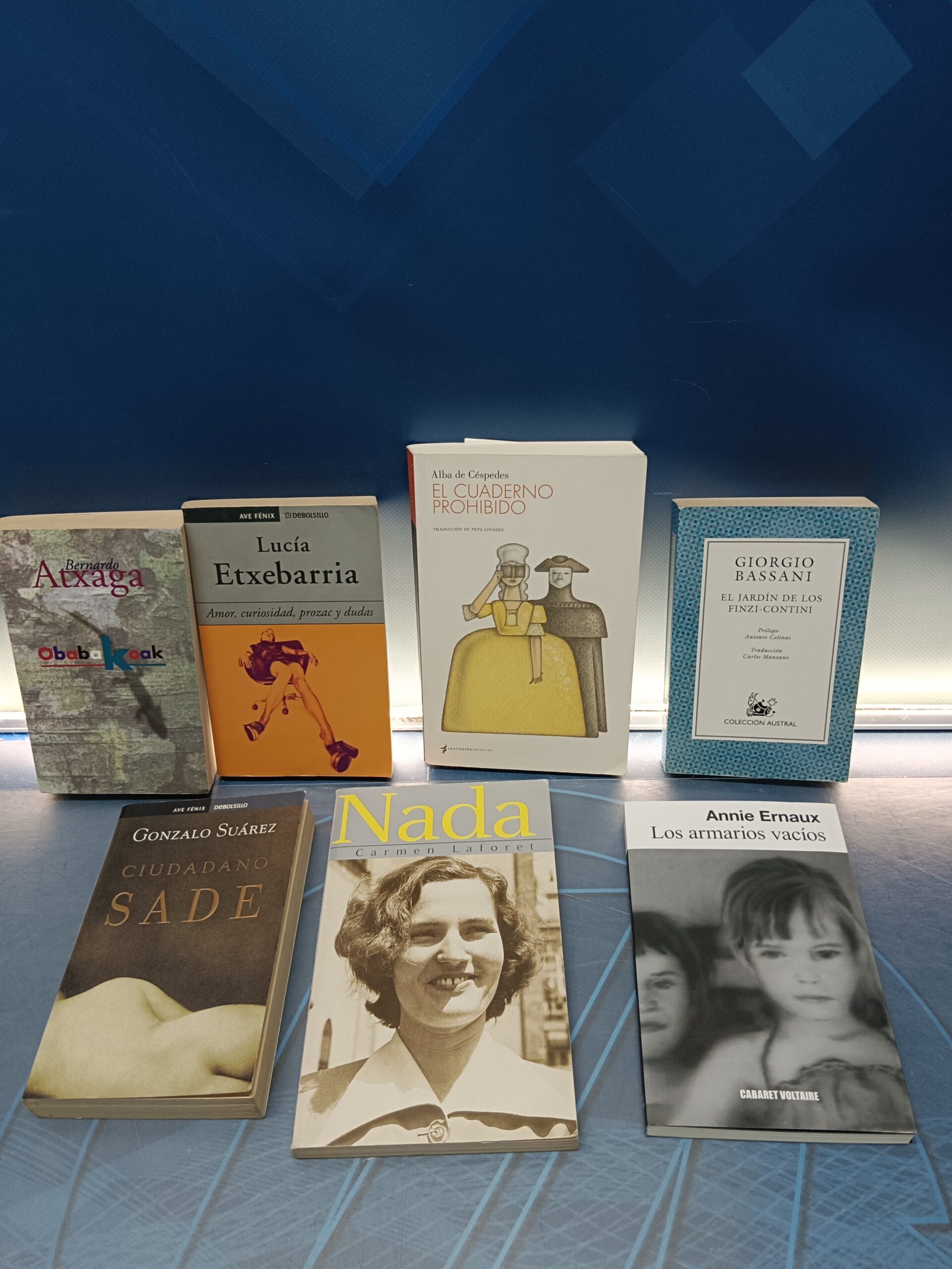 7 novelas, literatura contemporánea española, libros de Carmen Laforet, Gonzalo suarez, Bernardo Atxaga y mas