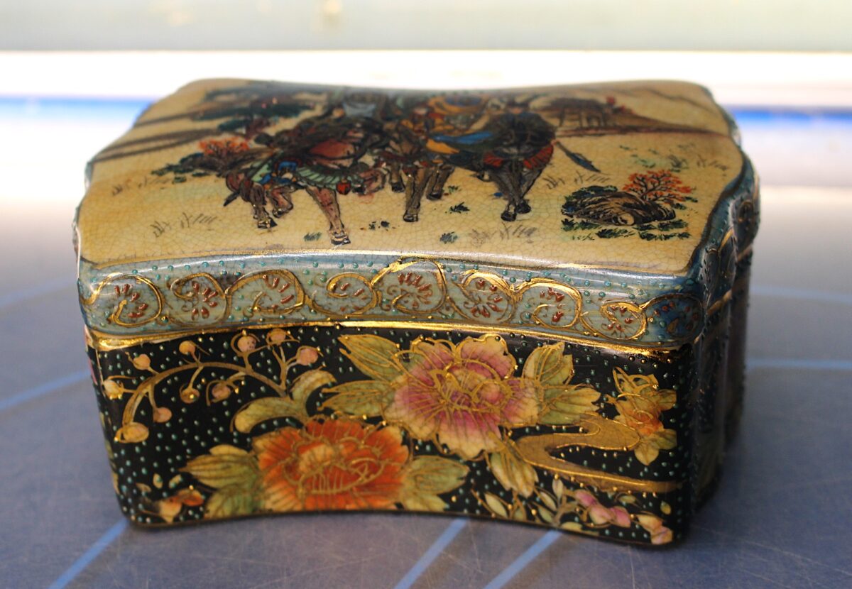 IMG_6926 Caja, joyero de porcelana Satsuma, China. Vintage. - Imagen 1