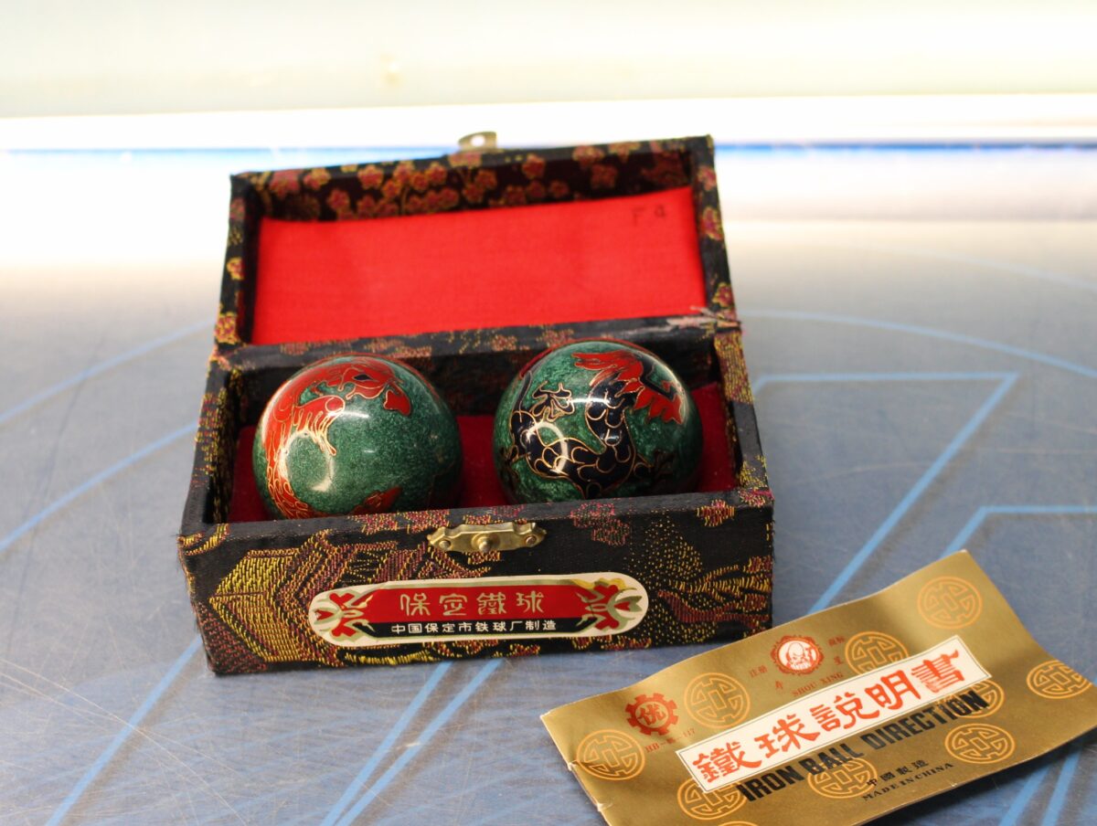 IMG_6951 Bolas de Baoding, esferas chinas. Cloisonne. Vintage, años 80. - Imagen 1