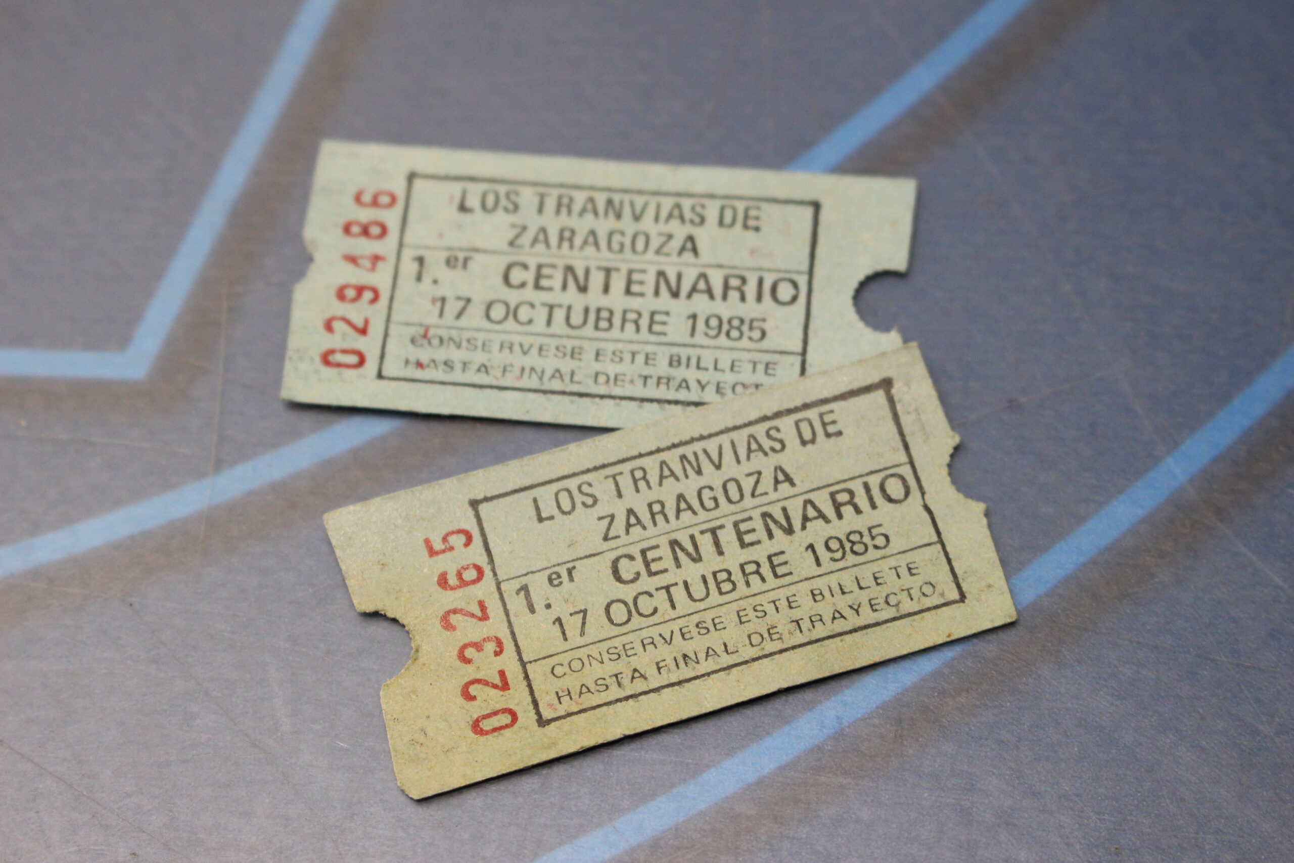 2 billetes de tranvía Zaragoza. 1985 1º Centenario.