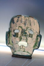 Máscara mortuoria maya. Teselas de cerámica vidriada. - Imagen 5