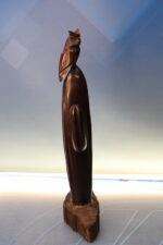 Cactus saguaro con buho. Escultura, talla en madera. - Imagen 4