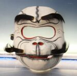 Máscara articulada de madera policromada y pelo. Teatro balinés.