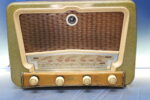 Radio de válvulas Dervy 900. Circa 1940. Incluye transformador. - Imagen 2