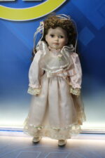 9 muñecas de porcelana. Vintage. - Imagen 3