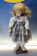 9 muñecas de porcelana. Vintage. - Imagen 9