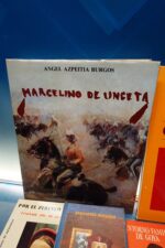 Libro en tapa dura, guerra sucia de Álvaro Baeza L. (copia) - Imagen 2