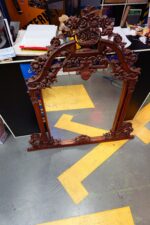 Gran espejo en madera tallada. - Imagen 16