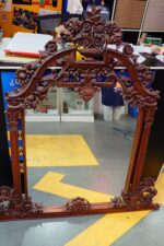 Gran espejo en madera tallada. - Imagen 6