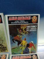 4 libros juveniles Alfred Hitckcock, Los tres investigadores, nº 12, 26,28 y 36 - Imagen 3