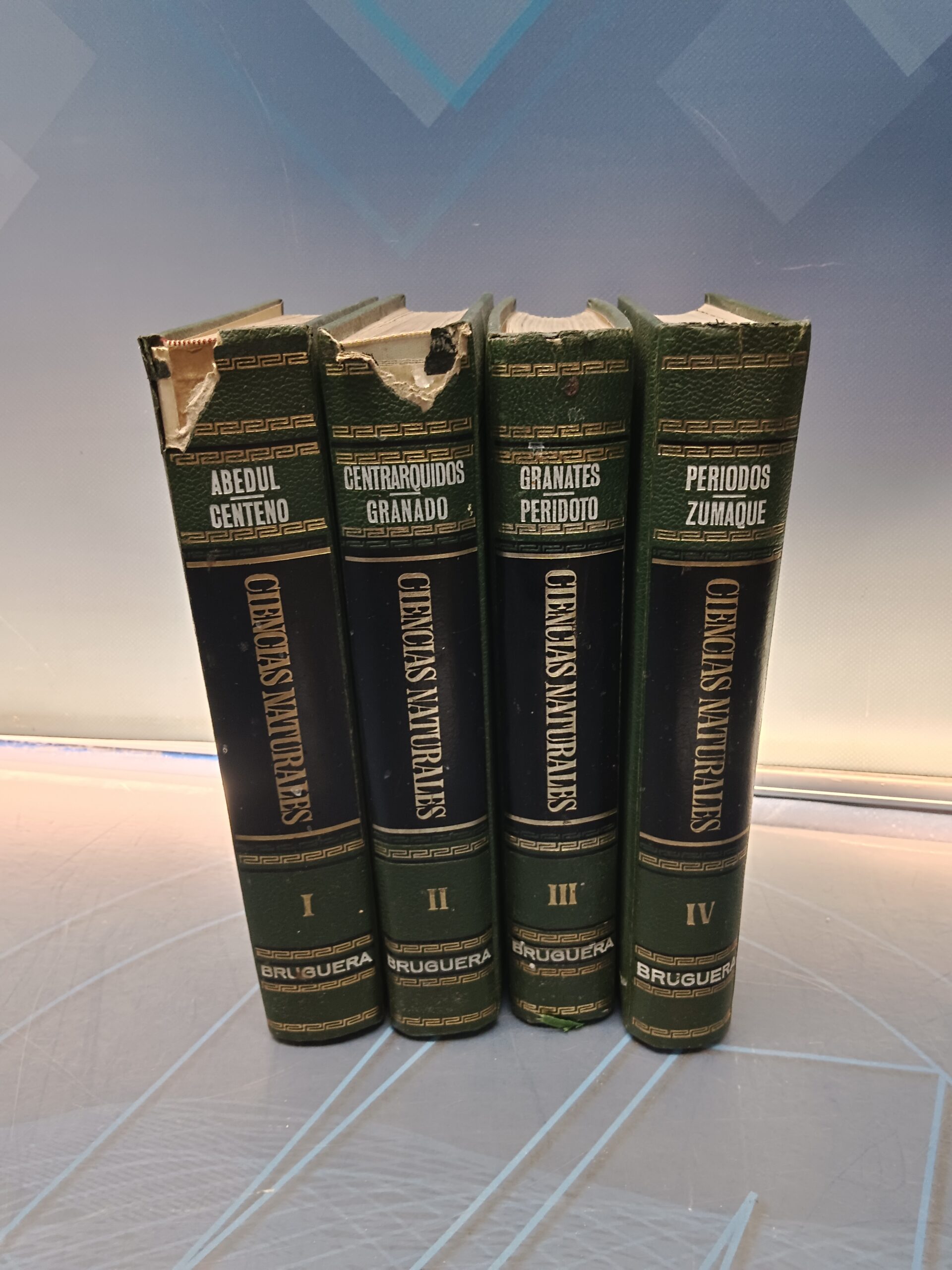 Enciclopedia de las CIENCIAS NATURALES – COMPLETA 4 TOMOS EDITORIAL BRUGUERA 1962