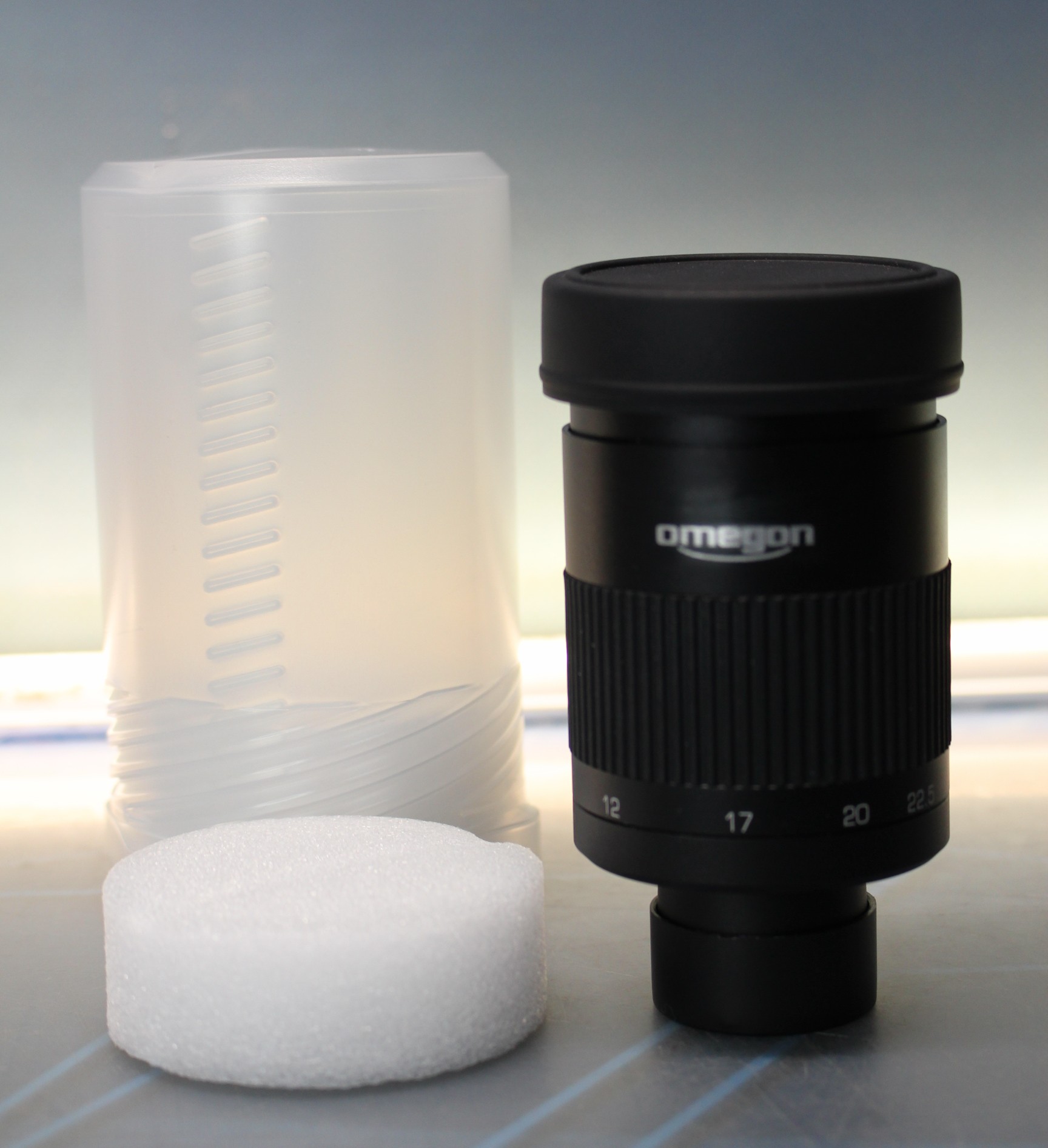 Ocular Omegon Zoom Premium 7,5 – 22,5 mm. Telescopio.