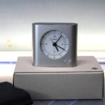 01. Pequeño reloj despertador publicidad Adeex.