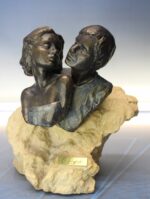 Escultura de Ángeles Anglada: Primer Amor.
